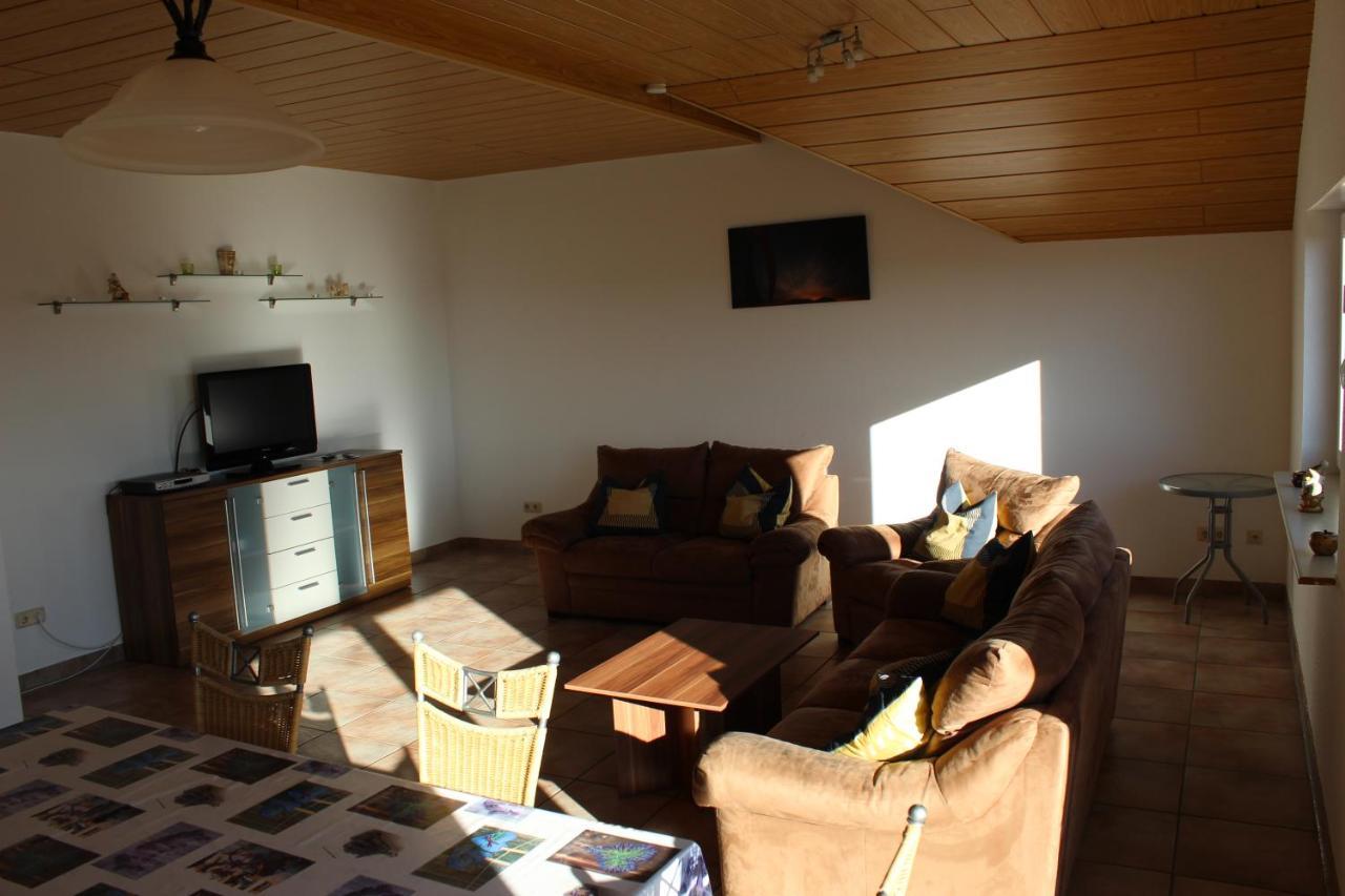 Ferienwohnung Teresa Tholey エクステリア 写真